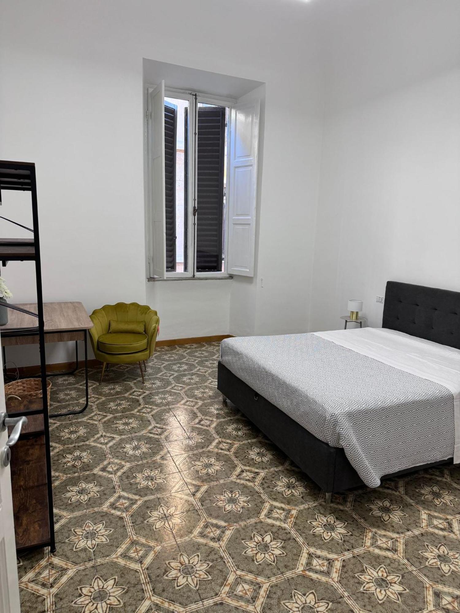 Larisa Home Apartment Roma Esterno foto